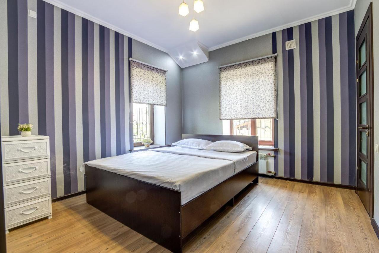 Opera Bed&Breakfast Bishkek Exterior foto
